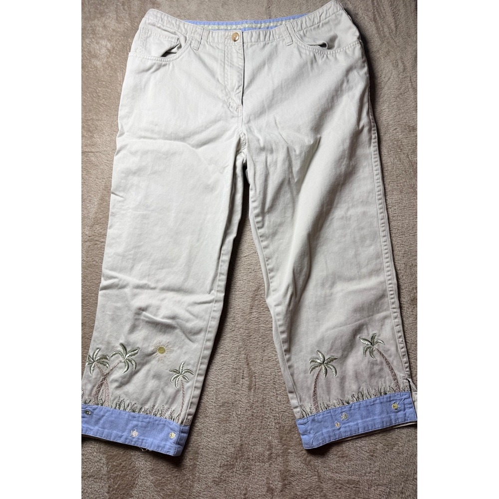 Christopher & Banks Khaki Tropical Embroideredโ Capri 10 Coastal Summer Beach